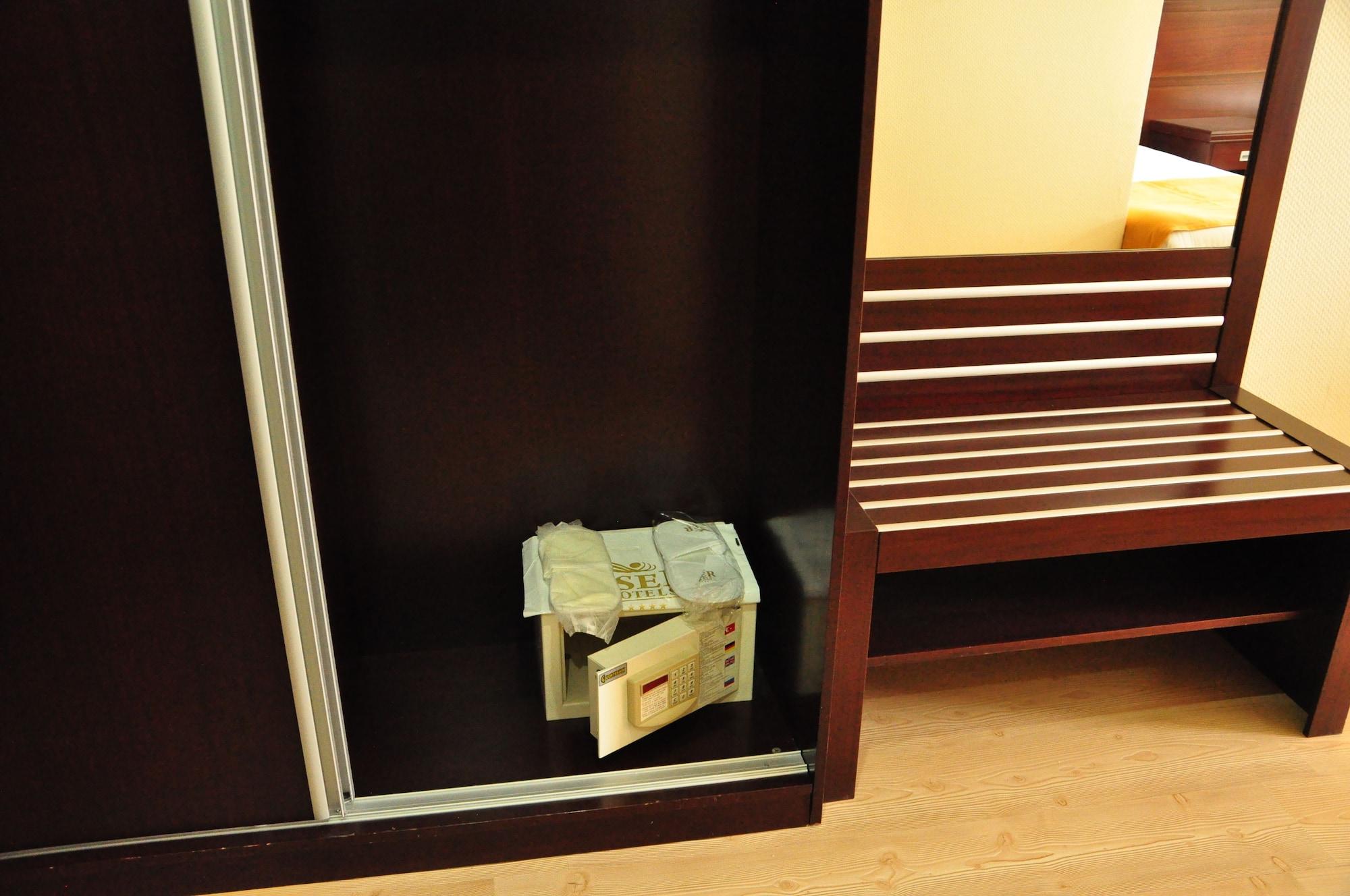 Eser Diamond & Convention Center Istanbul 5* Силиври