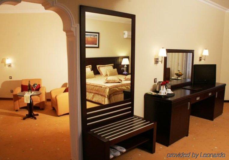 Отель Eser Diamond & Convention Center Istanbul 5*