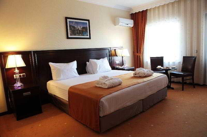 Отель Eser Diamond & Convention Center Istanbul Силиври